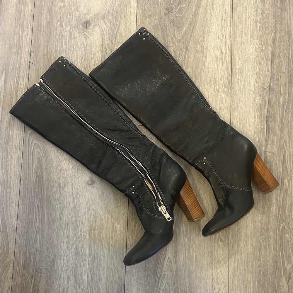 Vintage CHLOE Black Leather Knee-High Boots with Wooden Heel Sz 37